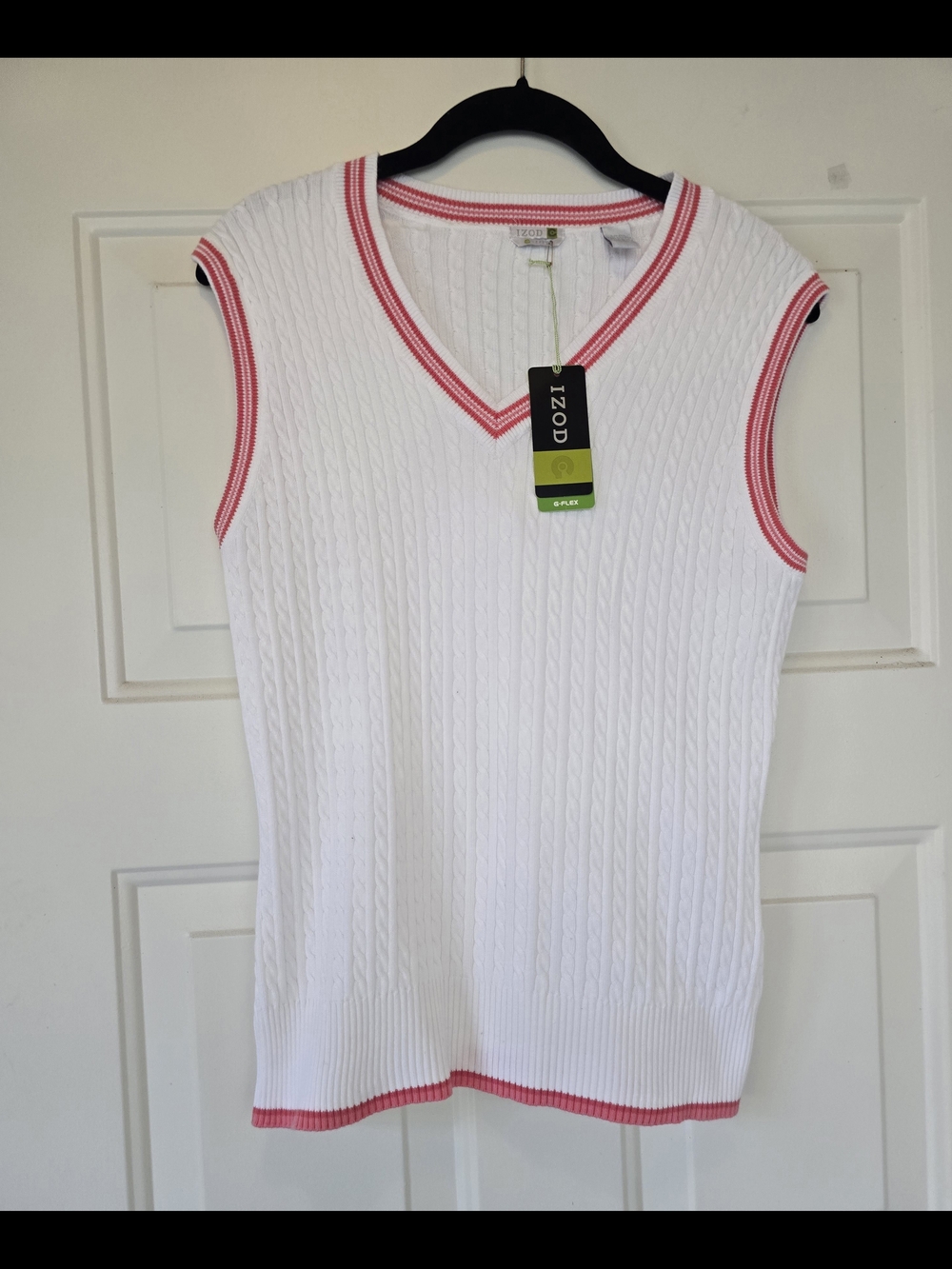NWT Izod Womens Sweater Vest S White Pink Trim Cable Knit V-Neck Golf Preppy Top